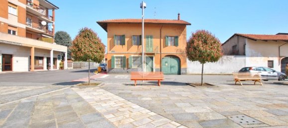 5غرفة منزل في Borgo d'Ale, Italy رقم 57330 29
