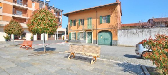 5غرفة منزل في Borgo d'Ale, Italy رقم 57330 27