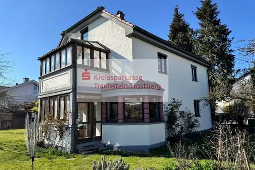 3 bedrooms House in Traunstein, Germany No. 133176
