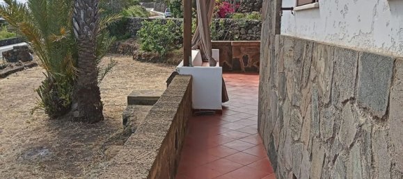 Casa de 4 habitaciónes en Pantelleria, Italy No. 251408 27