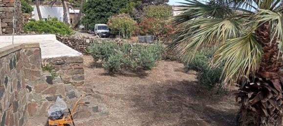 Casa de 4 habitaciónes en Pantelleria, Italy No. 251408 26