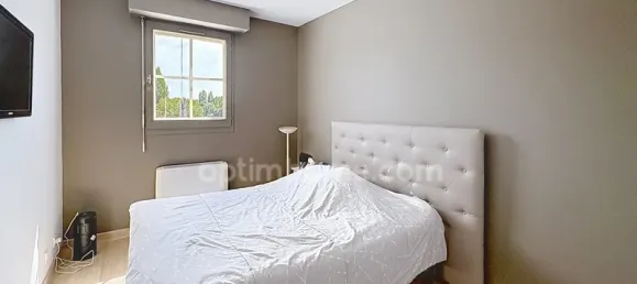 1 bedroom Apartment in Cergy, France No. 349319 4