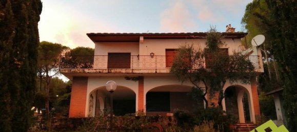 4 bedrooms Villa in Rosignano Marittimo, Italy No. 48479 9