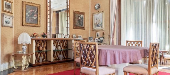 5 bedrooms Villa in Lesa, Italy No. 59598 5