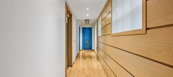 2 bedrooms Apartment in Paris, France No. 295004 14