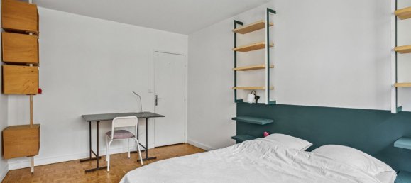 2 bedrooms Apartment in Paris, France No. 295004 10