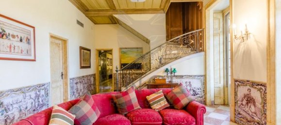 7 bedrooms Castles in Lisbon, Portugal No. 54403 3