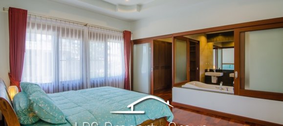 4 bedrooms Cafe / restaurant in Hua Hin, Thailand No. 6667 14