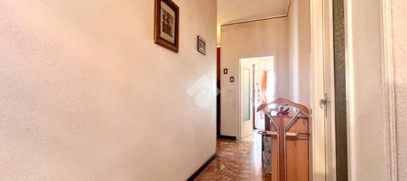 4 bedrooms Apartment in Albenga, Italy No. 381640 5