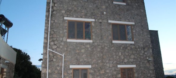 4 bedrooms Commercial property in Corfu, Greece No. 7891 2