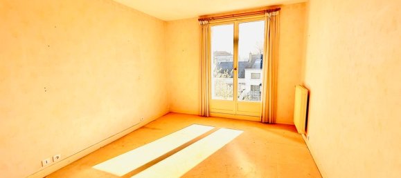 Apartamento de 2 dormitorios en Tours, France No. 227585 2