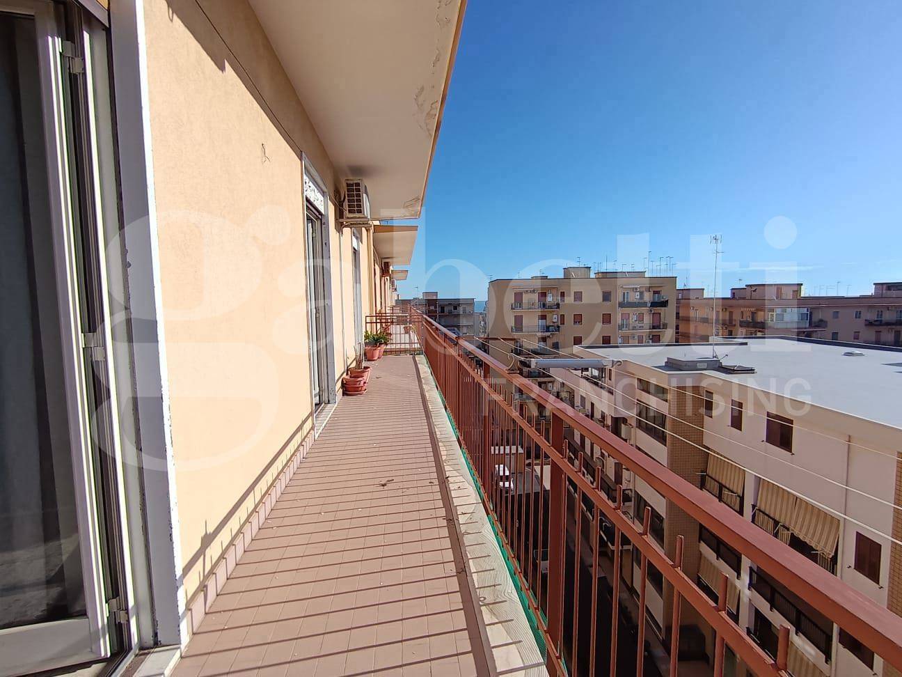 Apartamento de 4 dormitorios en Syracuse, Italy No. 242702
