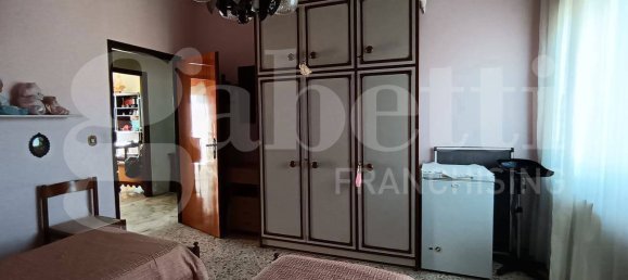 Apartamento de 4 dormitorios en Syracuse, Italy No. 242702 3