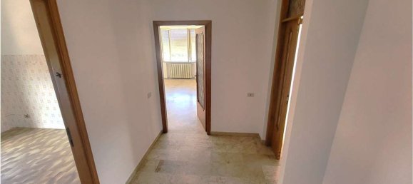 5-Zimmer Wohnung in Porto Sant'Elpidio, Italy, Nr. 280060 7