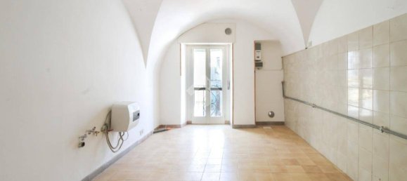 2 Schlafzimmer Wohnung in Collecorvino, Italy, Nr. 291270 3