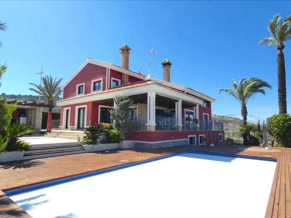 7 bedrooms Villa in Algorfa, Spain No. 189257