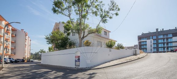 3 chambres Maison à Leiria, Portugal No. 20699 16