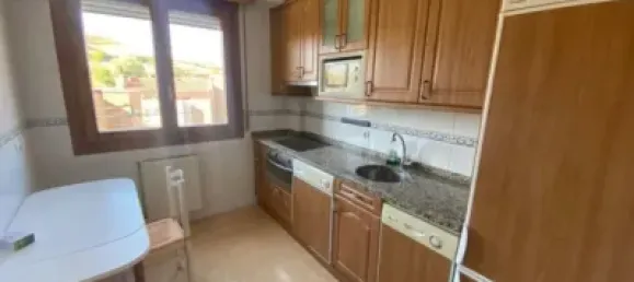 Квартира с 3 спальнями в Бургос, Испания № 138776 16