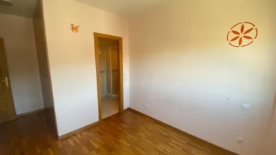 Квартира с 3 спальнями в Бургос, Испания № 138776