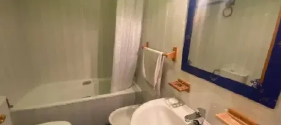 Квартира с 3 спальнями в Бургос, Испания № 138776 3