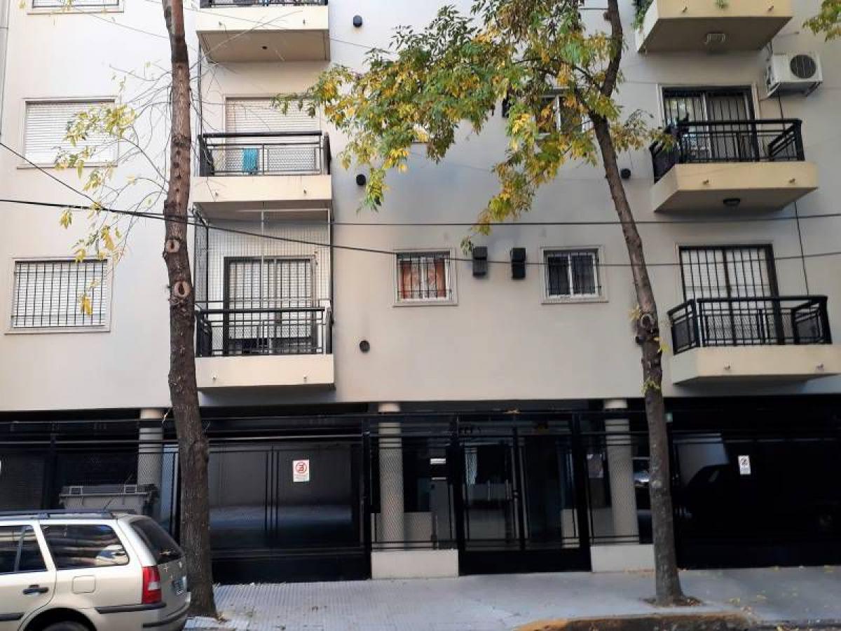 12m² Warehouse in San Fernando, Argentina No. 24729