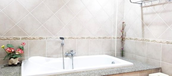 2 bedrooms Condo in Pattaya, Thailand No. 19810 11