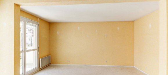 3 Schlafzimmer Wohnung in Saint-Etienne, France, Nr. 355792 6