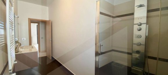 Квартира с 3 комнатами в Нойкаттаро, Италия № 23100 6