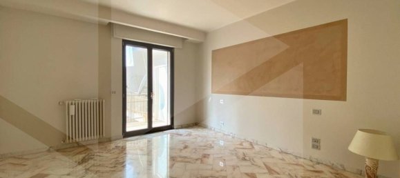 Квартира с 3 комнатами в Нойкаттаро, Италия № 23100 12