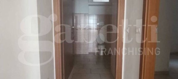 2 bedrooms Apartment in Milan, Italy No. 282653 24