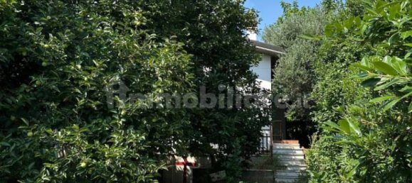 3 Schlafzimmer Villa in Verona, Italy, Nr. 272905 9