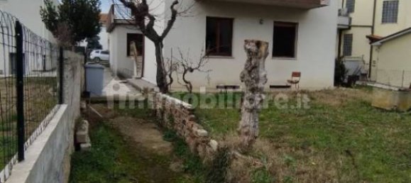 3 Schlafzimmer Villa in Chiaravalle, Italy, Nr. 273942 13