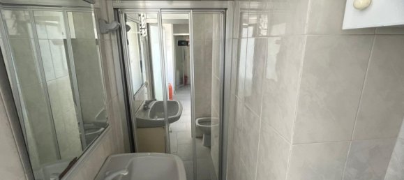 4 bedrooms Apartment in Jaen, Spain No. 164070 7