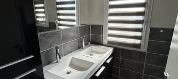 3 bedrooms House in Plouay, France No. 312832 6