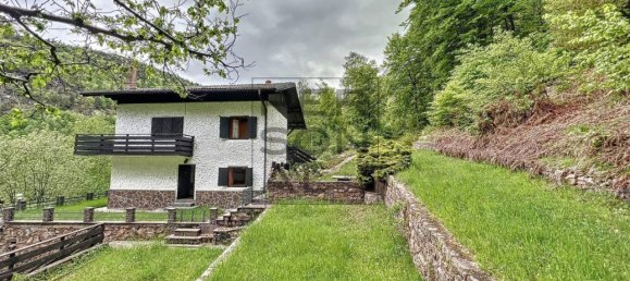 Casa de 9 habitaciónes en Altavalle, Italy No. 36641 26