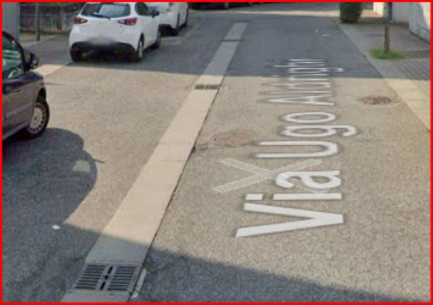 Garagem em Brescia, Italy 27 m² N.º 359464