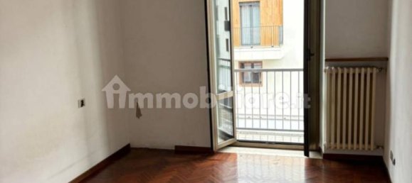 1 bedroom Apartment in Milan, Italy No. 344082 2