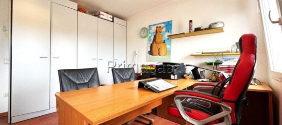 10 bedrooms House in Venice, Italy No. 335093 11