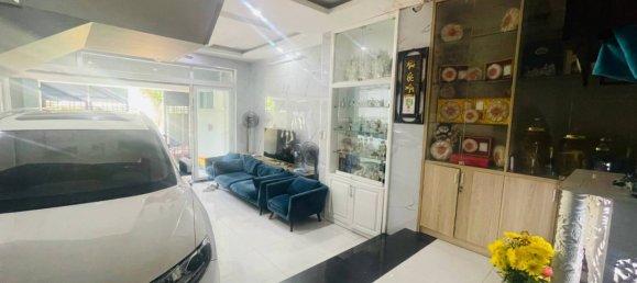 70m² Townhouse in District 7, Vietnam No. 7930 4