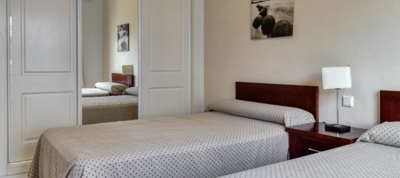 4 bedrooms Townhouse in Alhaurin de la Torre, Spain No. 136582 8