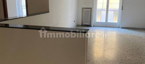 3 bedrooms Apartment in Potenza, Italy No. 263851 3