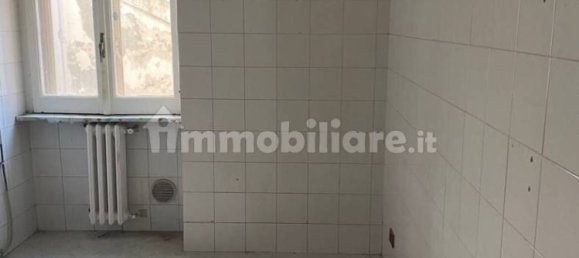 3 bedrooms Apartment in Potenza, Italy No. 263851 11