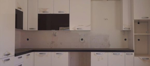 4 Schlafzimmer Property in Kalyvia Thorikou, Greece, Nr. 7105 10