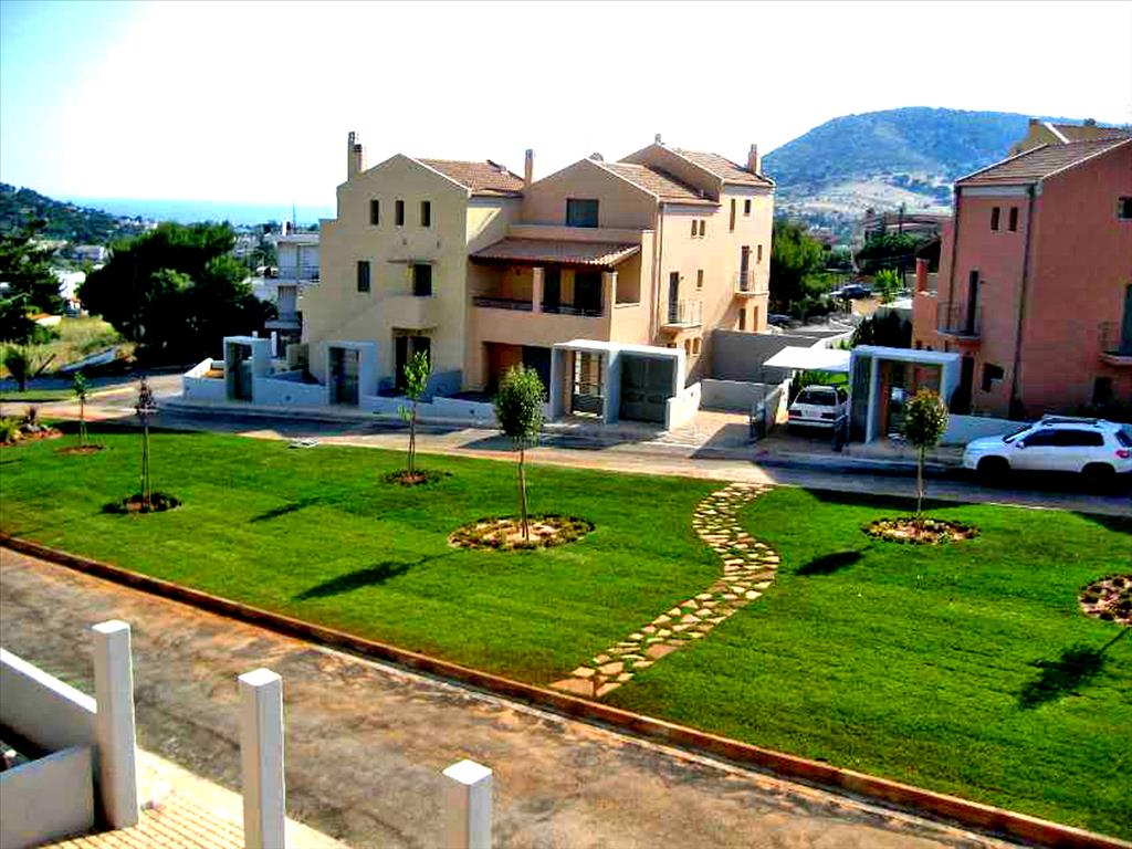 4 Schlafzimmer Property in Kalyvia Thorikou, Greece, Nr. 7105