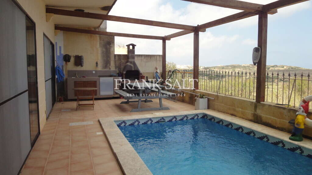 2 غرف نوم طابقين في Qala, Malta رقم 5556