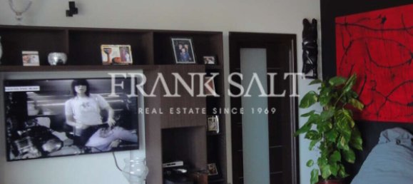 2 غرف نوم طابقين في Qala, Malta رقم 5556 8