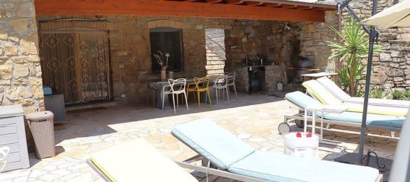 4 Schlafzimmer Villa in Dolceacqua, Italy, Nr. 223516 10