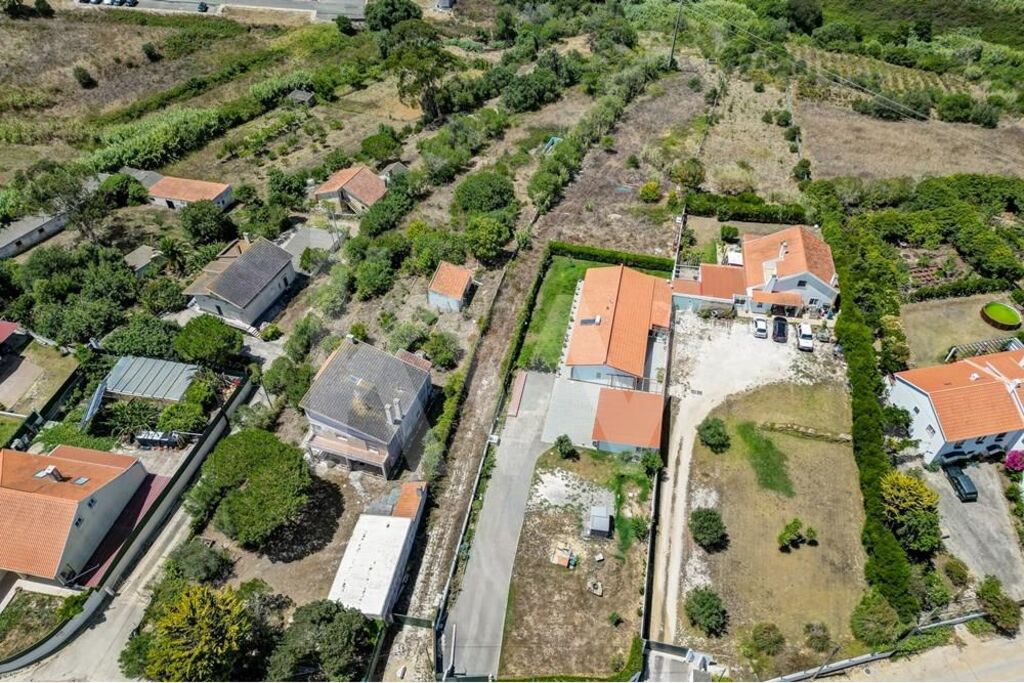 Terreno en Mafra, Portugal 3200 m² No. 159974