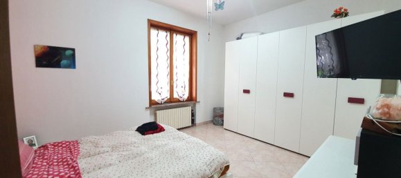 3 rooms Apartment in Fontevivo, Italy No. 228854 8
