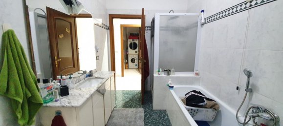 3 rooms Apartment in Fontevivo, Italy No. 228854 2
